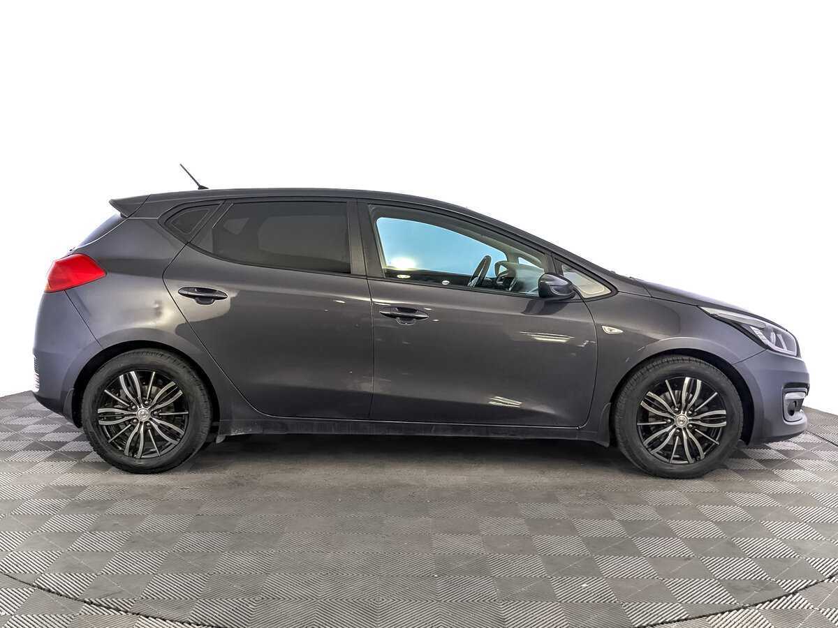 Kia Ceed с пробегом — 2015 год. Фото: #3