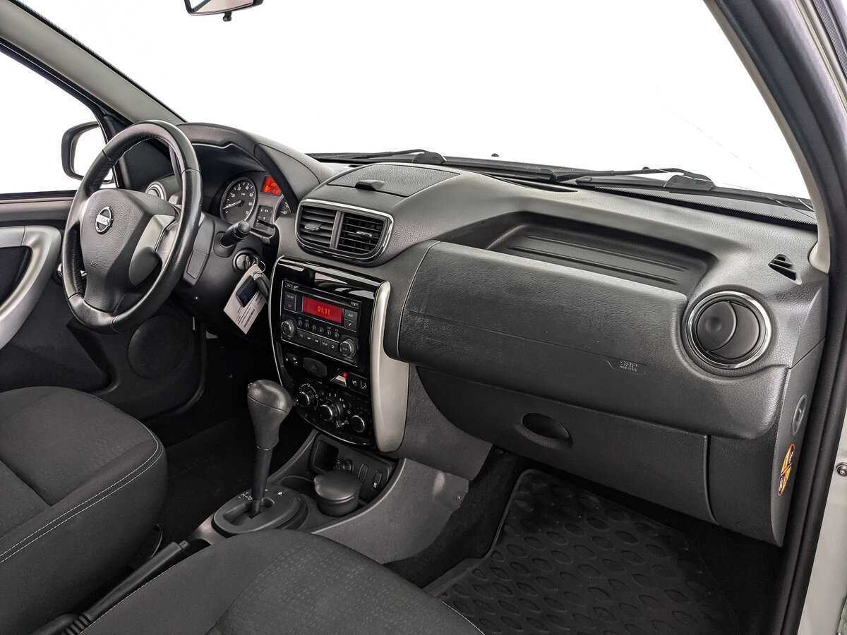 Nissan Terrano с пробегом — 2015 год. Фото: #8