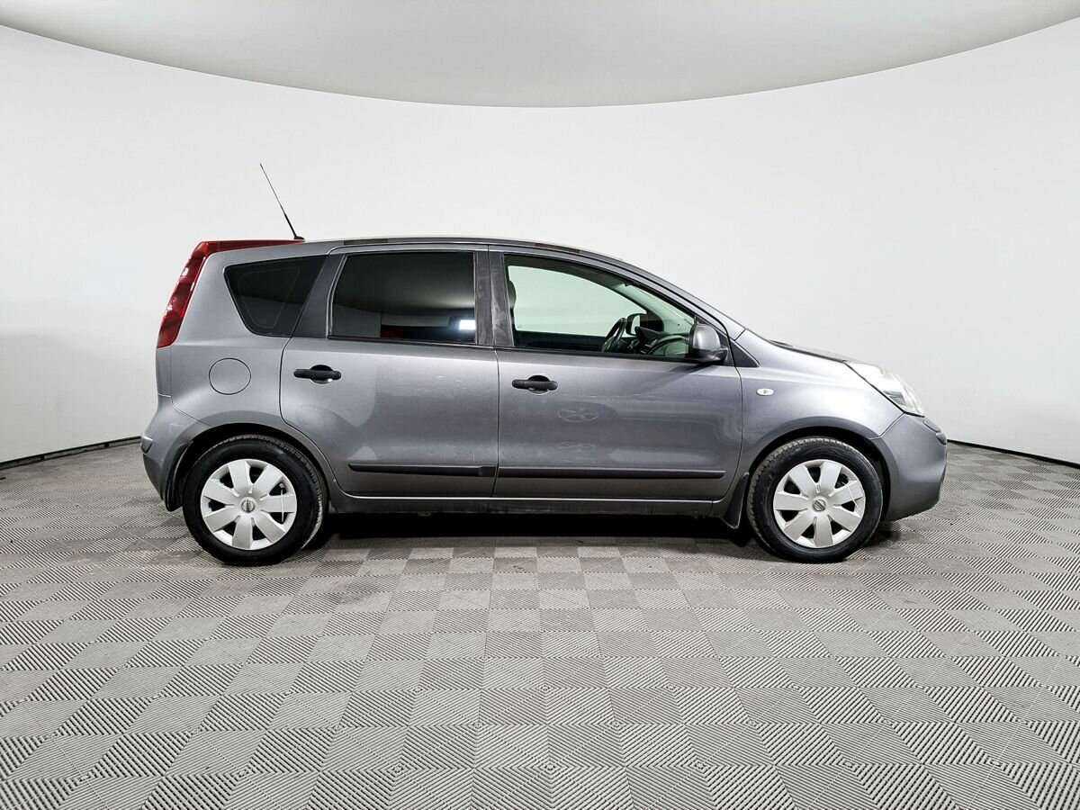 Nissan Note с пробегом — 2012 год. Фото: #3