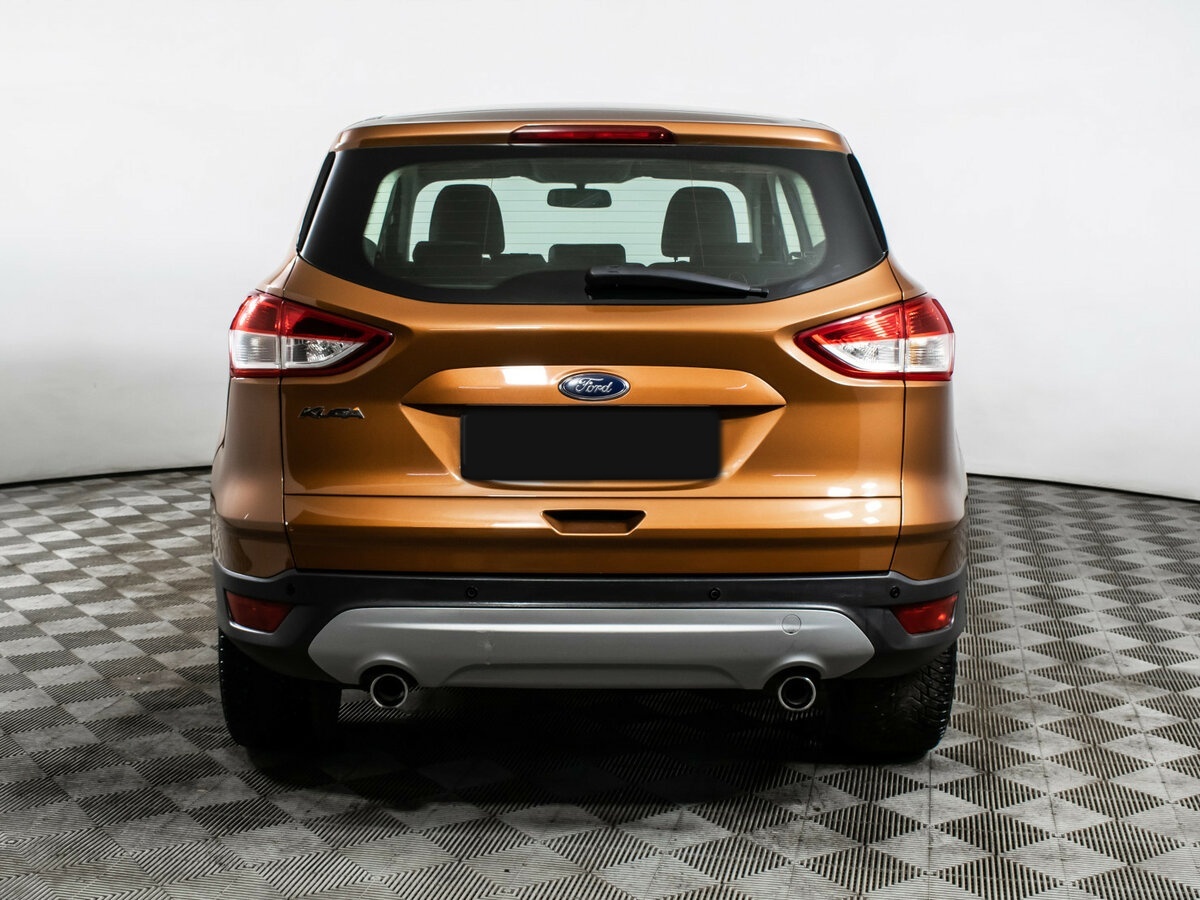 Ford Kuga с пробегом — 2015 год. Фото: #5