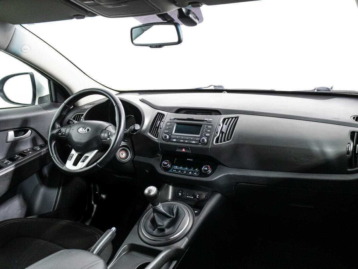 Kia Sportage с пробегом — 2013 год. Фото: #8