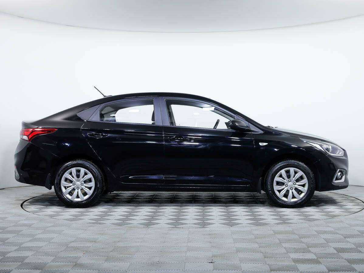 Hyundai Solaris с пробегом — 2018 год. Фото: #2