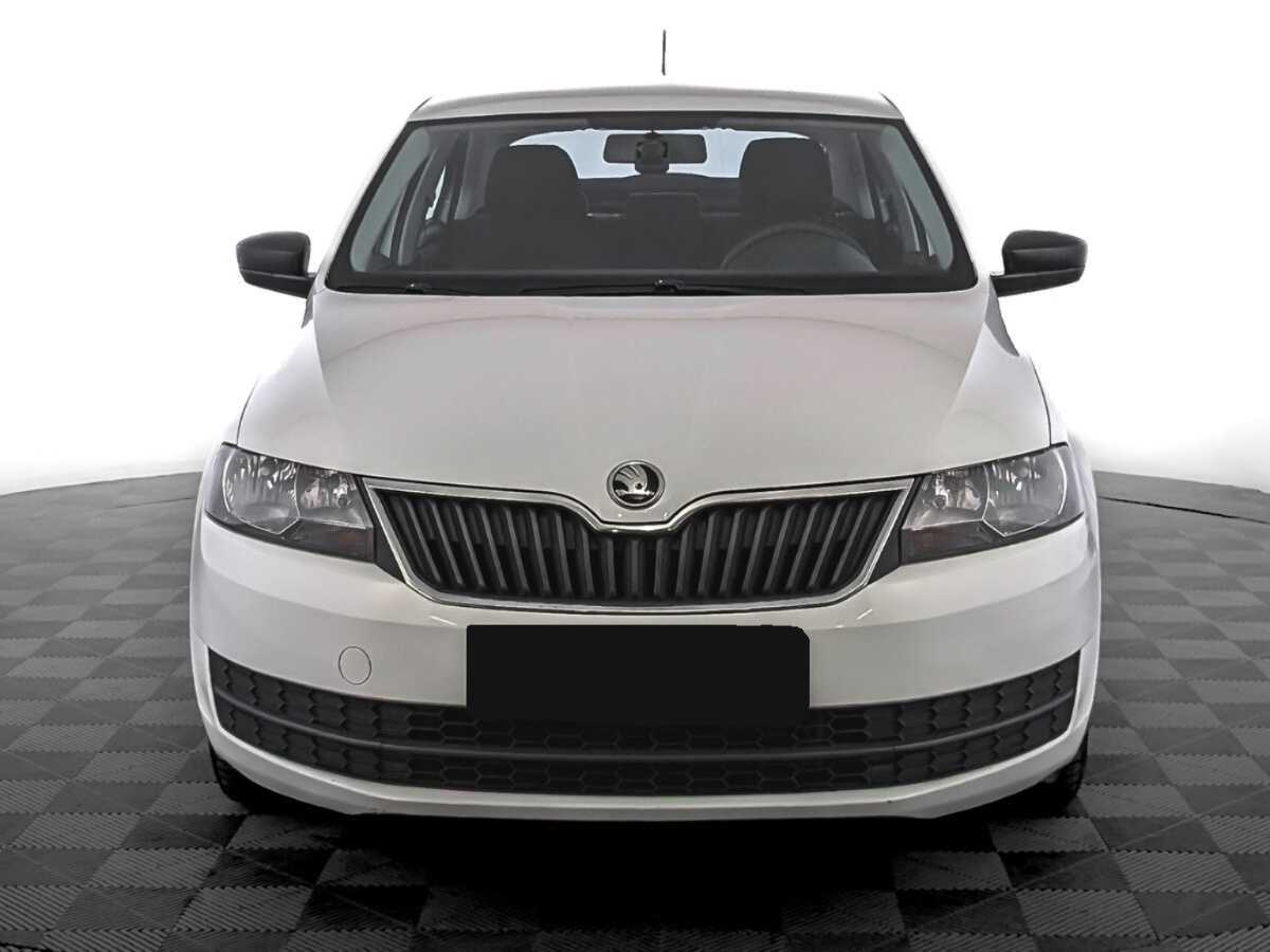 Skoda Rapid с пробегом — 2017 год. Фото: #1
