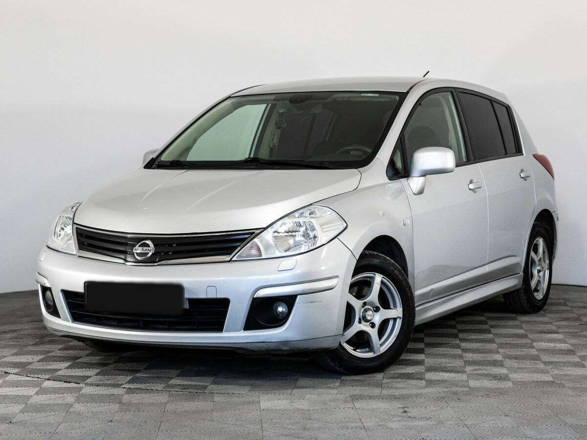 Nissan Tiida с пробегом — 2013 год. Посмотреть фото
