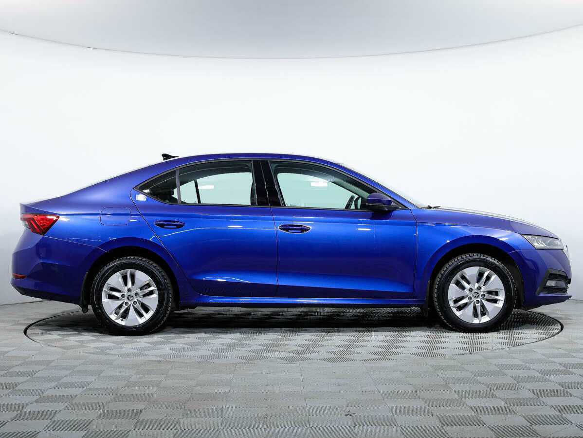 Skoda Octavia с пробегом — 2021 год. Фото: #2