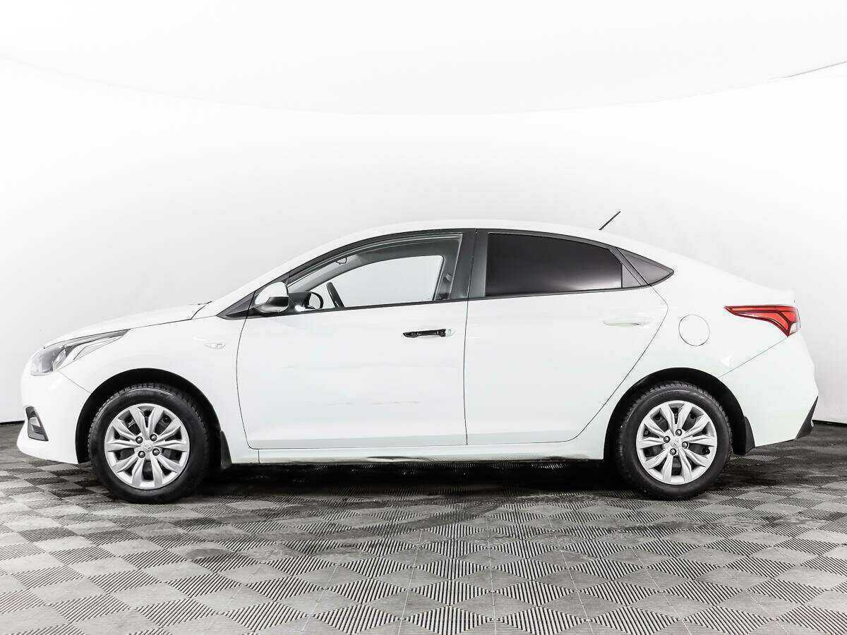 Hyundai Solaris с пробегом — 2019 год. Фото: #7
