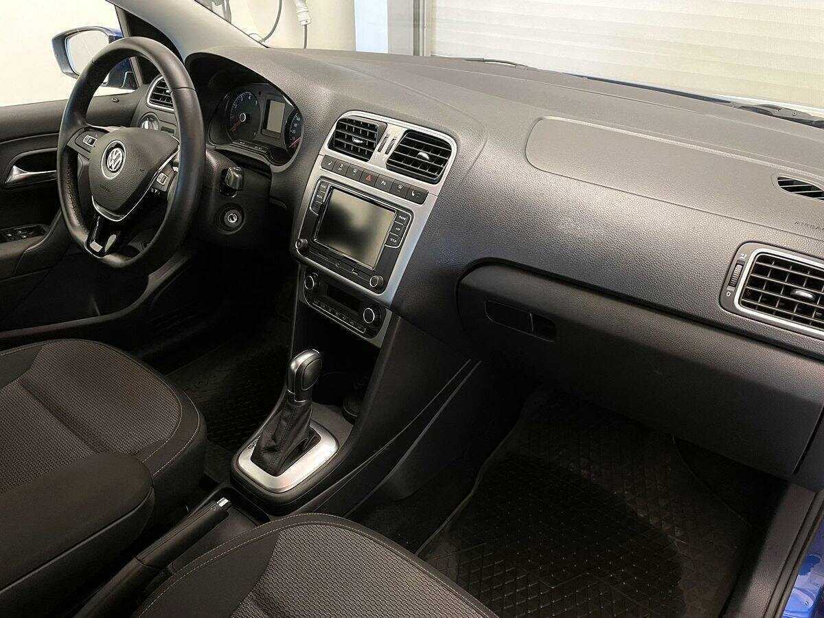 Volkswagen Polo с пробегом — 2018 год. Фото: #6