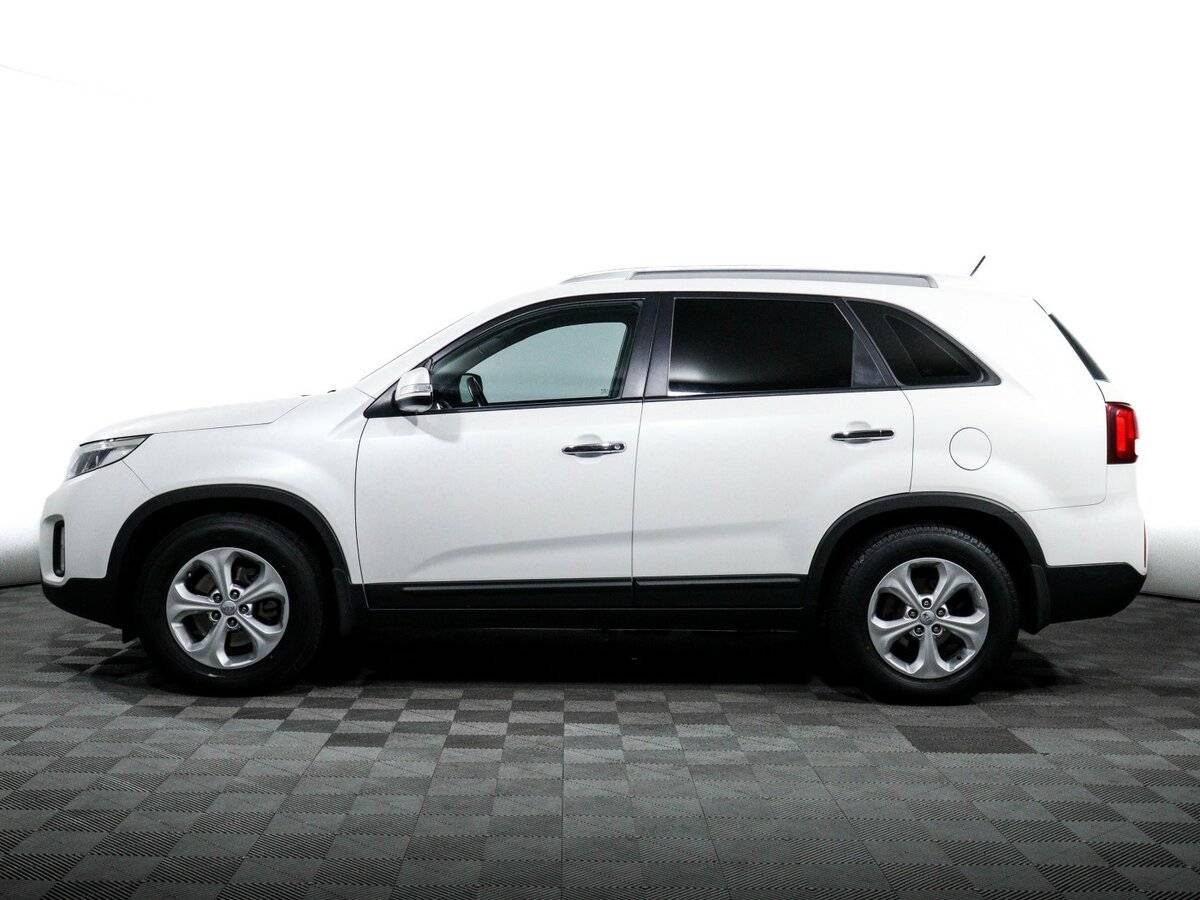 Kia Sorento с пробегом — 2015 год. Фото: #7