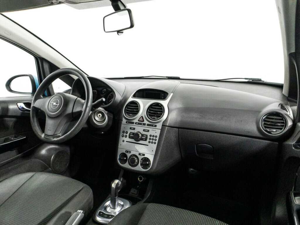 Opel Corsa с пробегом — 2012 год. Фото: #8