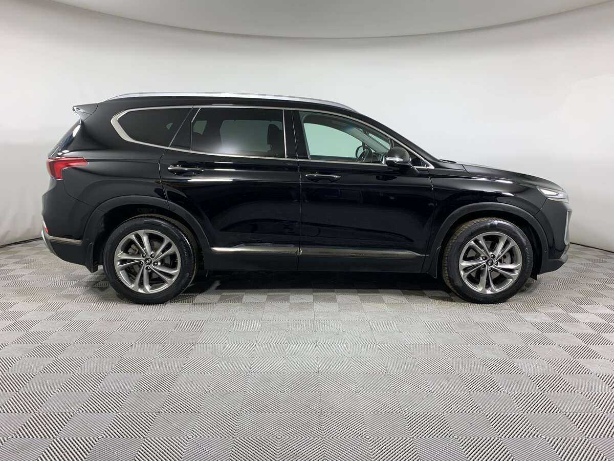 Hyundai Santa Fe с пробегом — 2019 год. Фото: #3