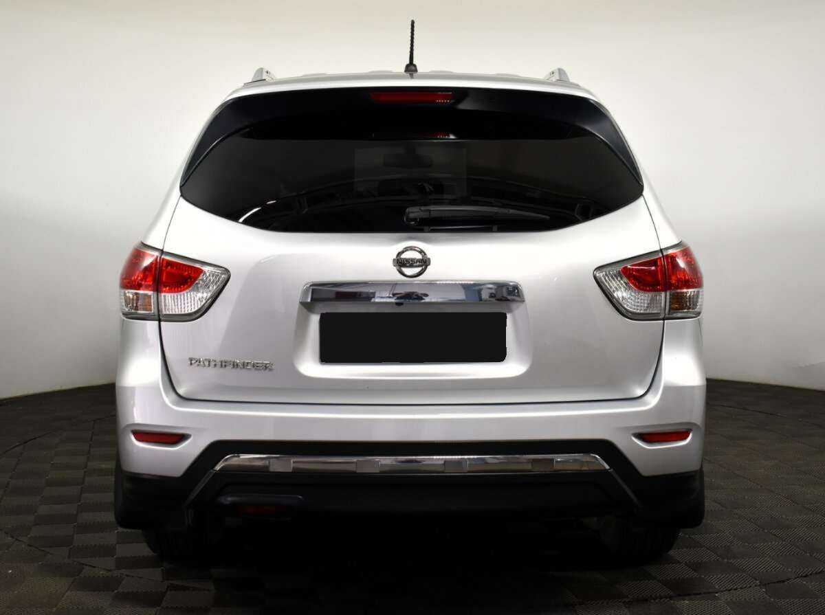 Nissan Pathfinder с пробегом — 2015 год. Фото: #4
