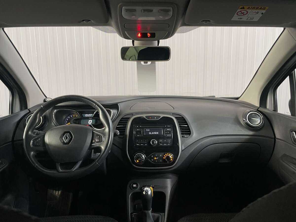 Renault Kaptur с пробегом — 2016 год. Фото: #8