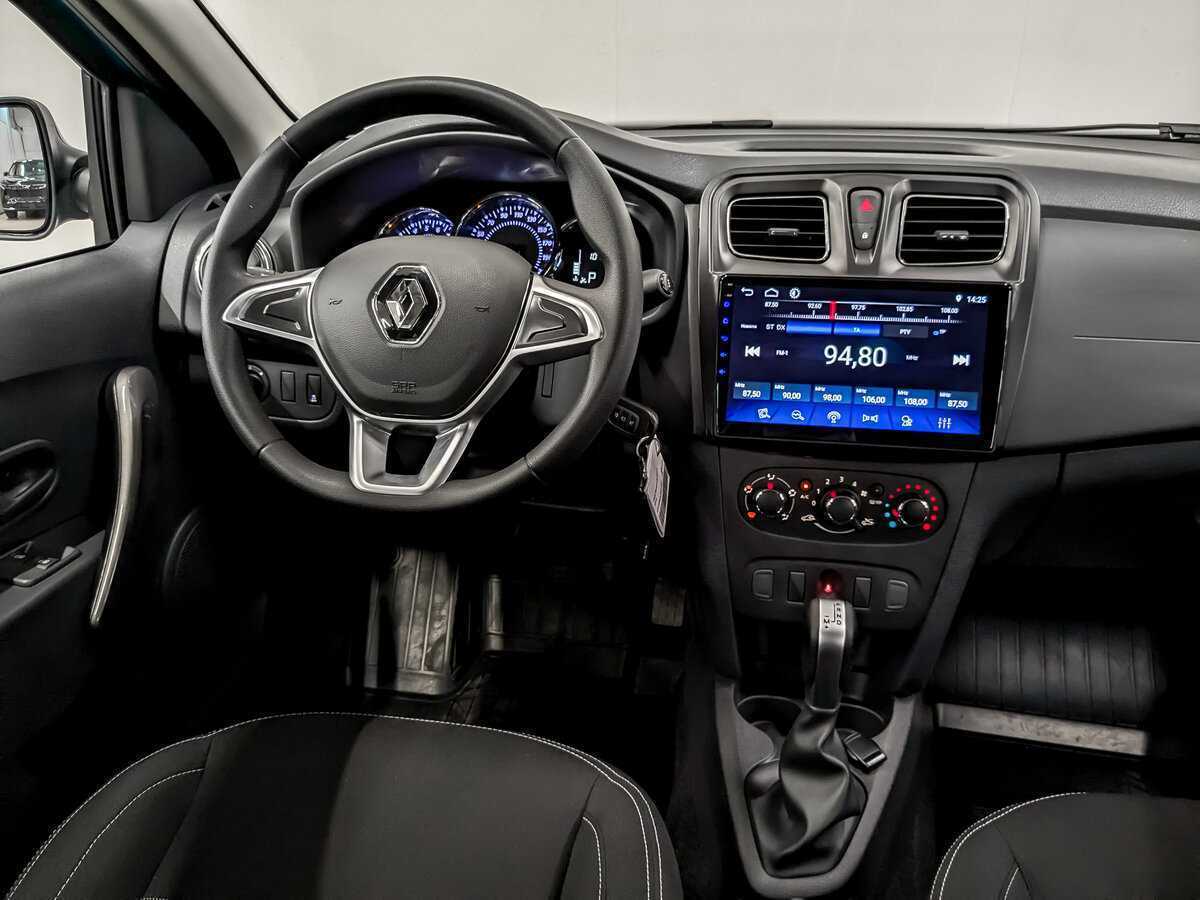 Renault Sandero с пробегом — 2021 год. Фото: #24