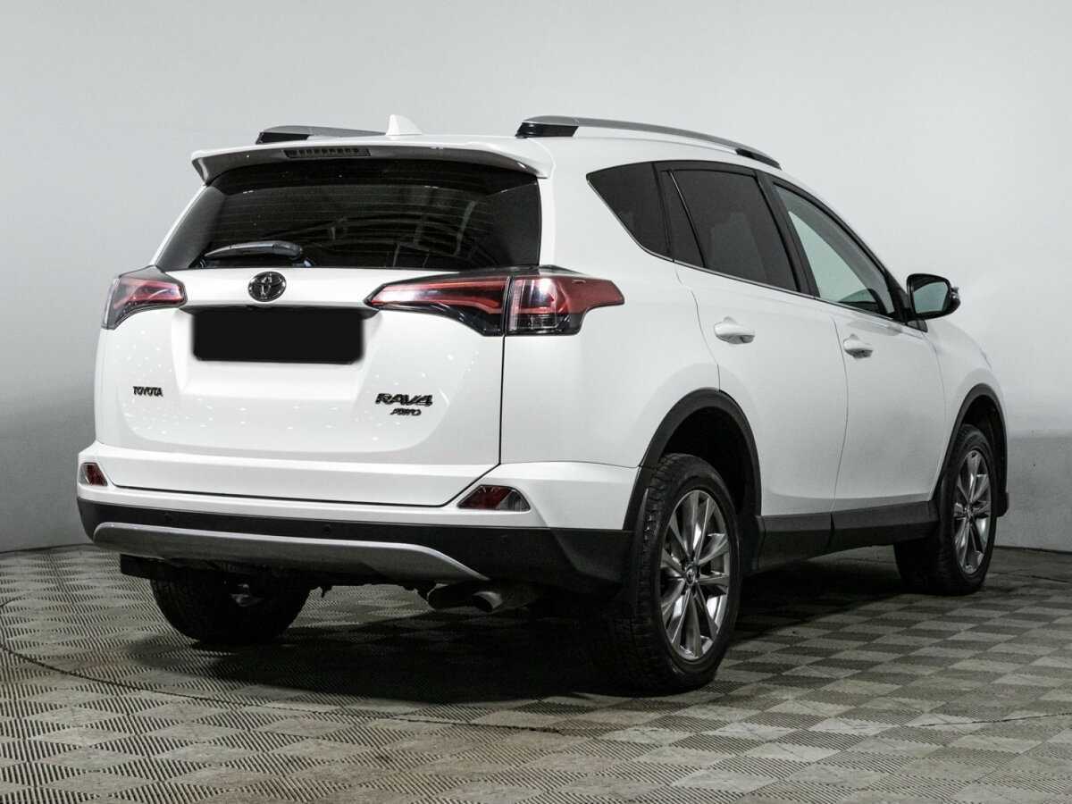 Toyota RAV4 с пробегом — 2019 год. Фото: #4