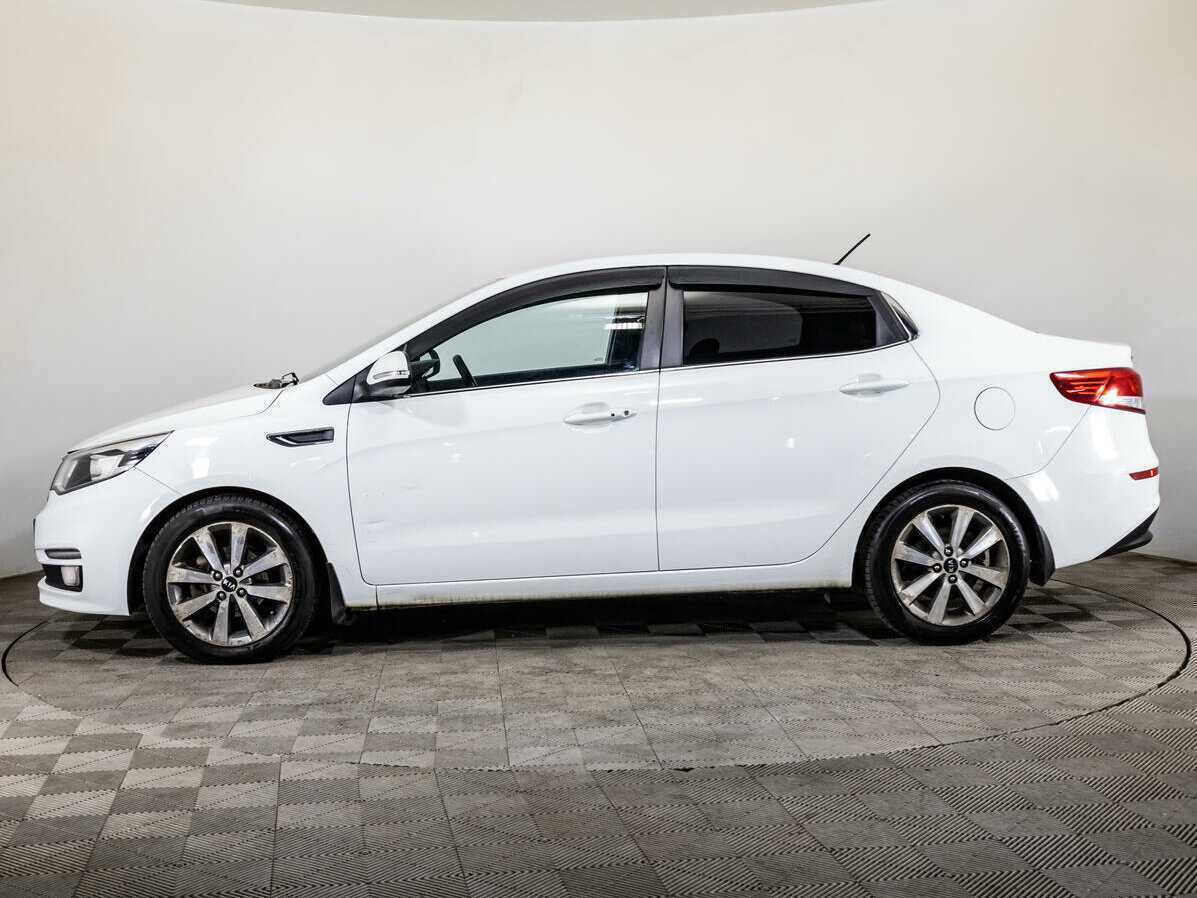 Kia Rio с пробегом — 2015 год. Фото: #7