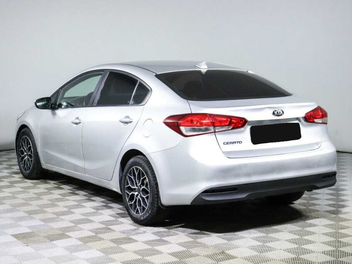 Kia Cerato с пробегом — 2017 год. Фото: #5