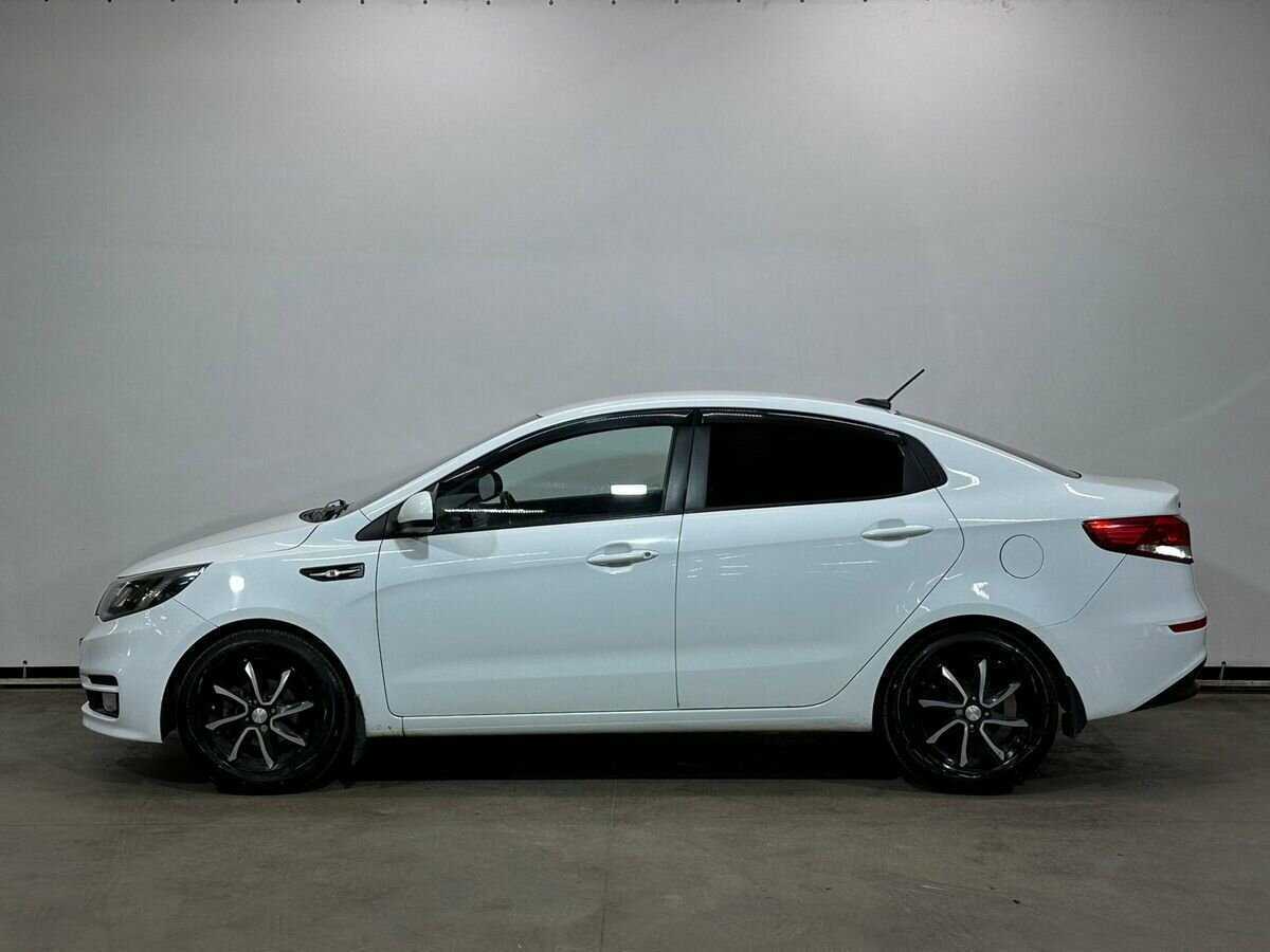Kia Rio с пробегом — 2017 год. Фото: #7