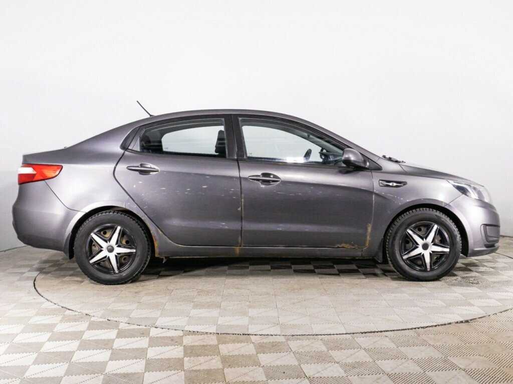Kia Rio с пробегом — 2013 год. Фото: #3