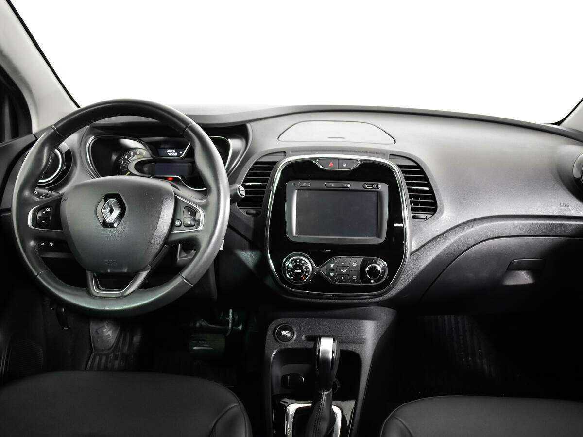 Renault Kaptur с пробегом — 2016 год. Фото: #11
