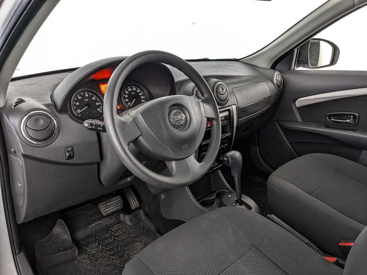 Nissan Almera с пробегом — 2015 год. Фото: #10