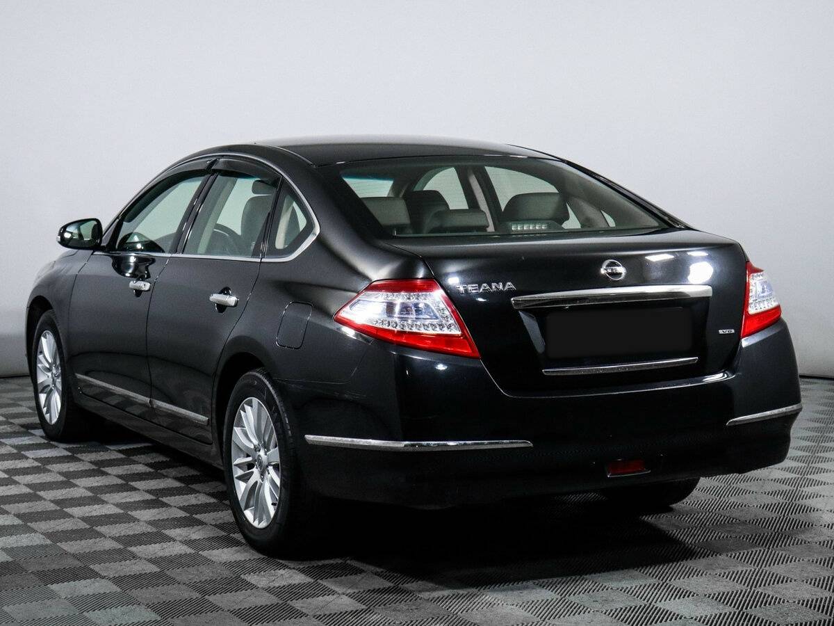 Nissan Teana с пробегом — 2012 год. Фото: #5