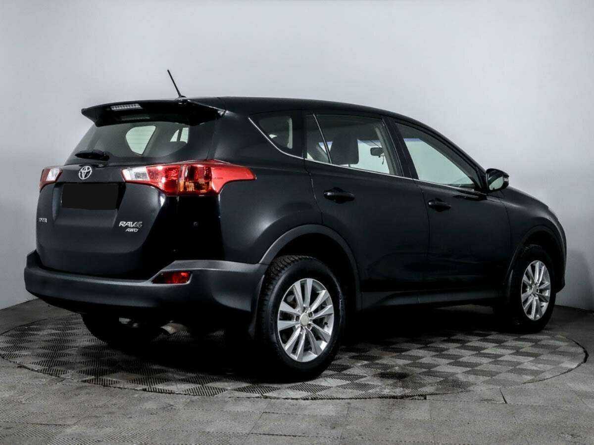 Toyota RAV4 с пробегом — 2014 год. Фото: #5