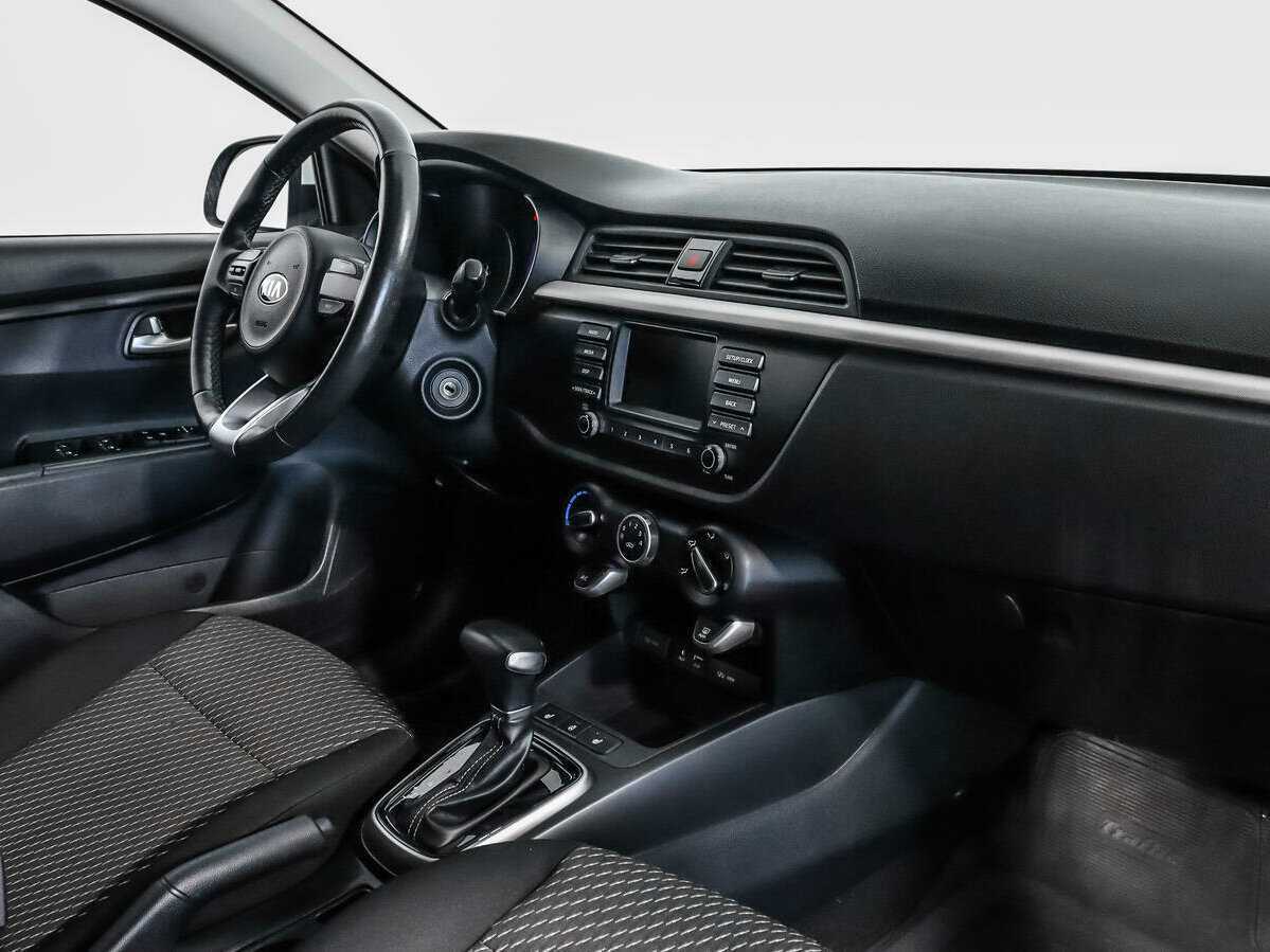 Kia Rio с пробегом — 2019 год. Фото: #10