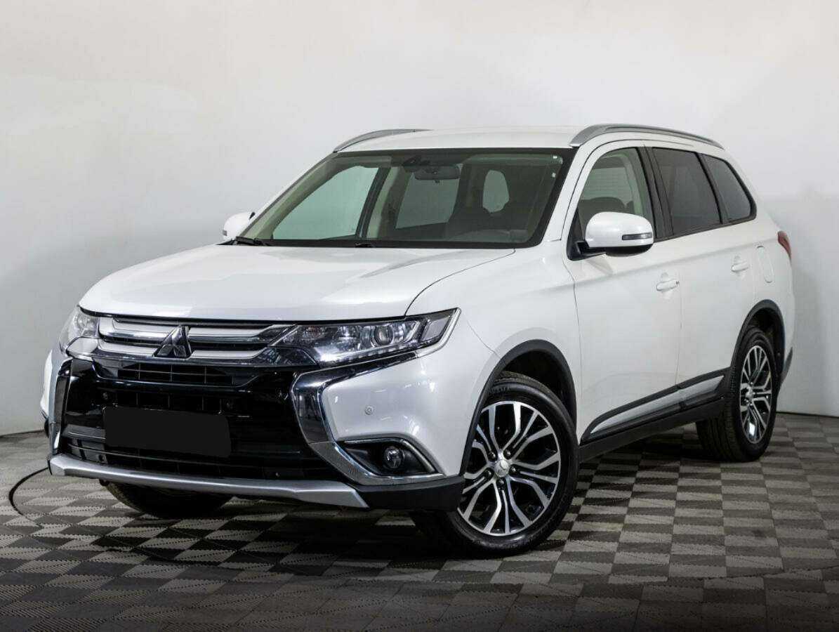 Mitsubishi Outlander с пробегом — 2018 год. Посмотреть фото