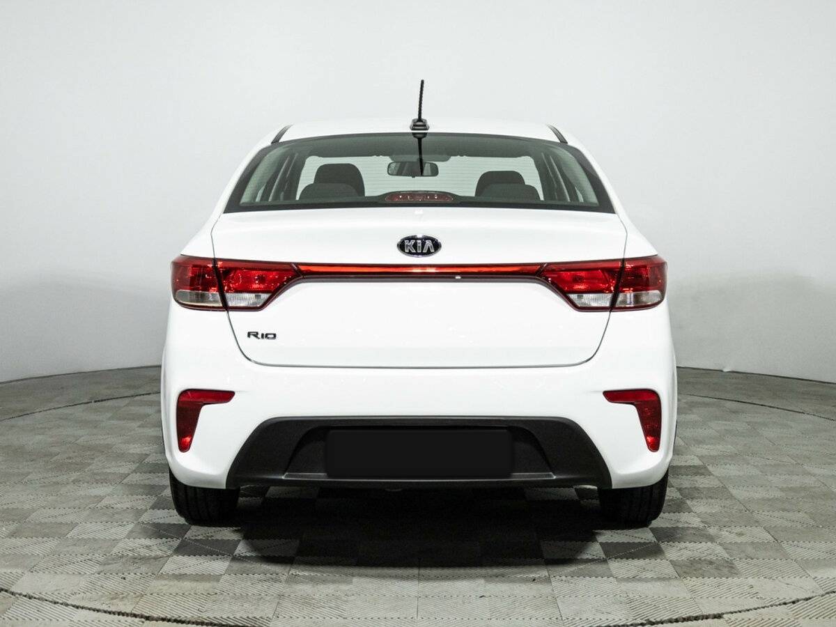 Kia Rio с пробегом — 2018 год. Фото: #5