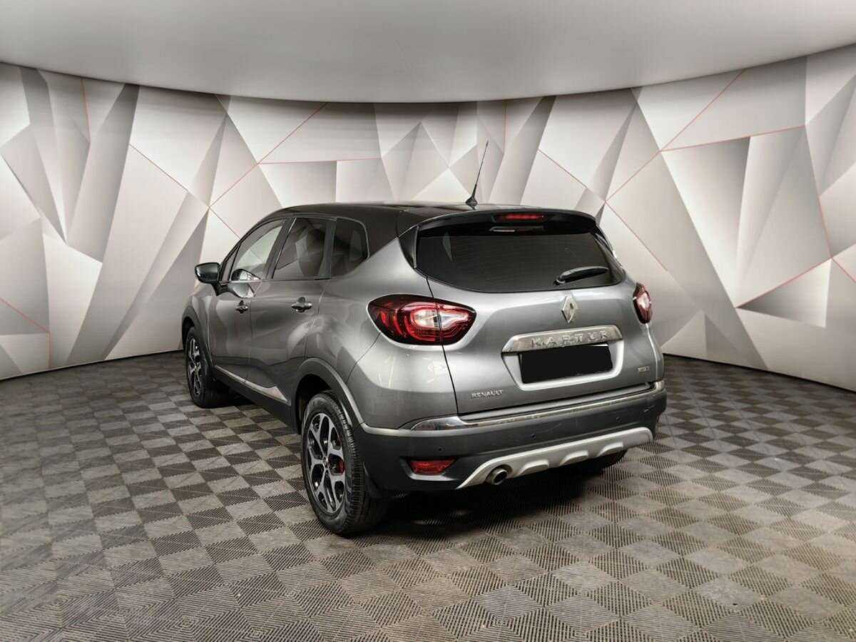 Renault Kaptur с пробегом — 2017 год. Фото: #1