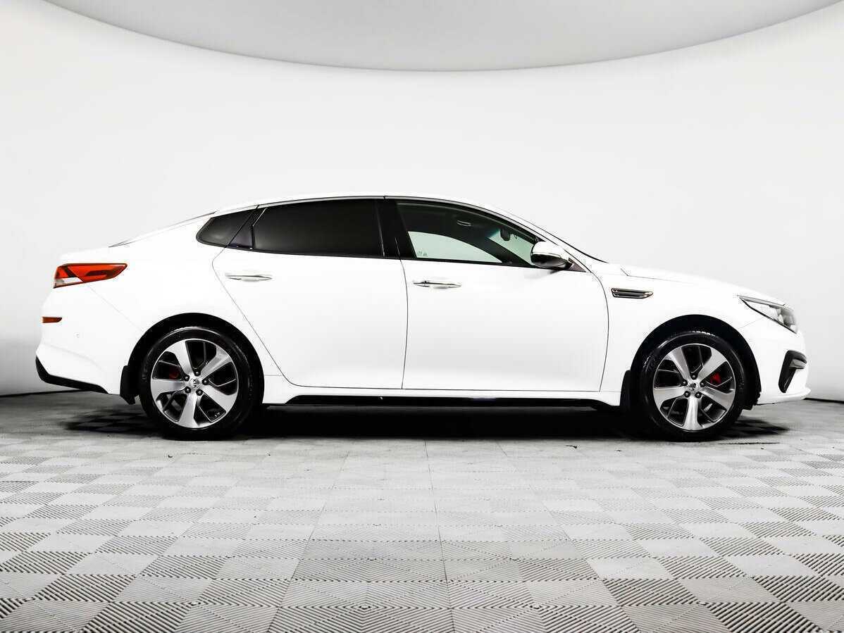 Kia Optima с пробегом — 2018 год. Фото: #3