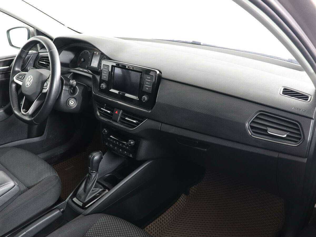 Volkswagen Polo с пробегом — 2020 год. Фото: #9