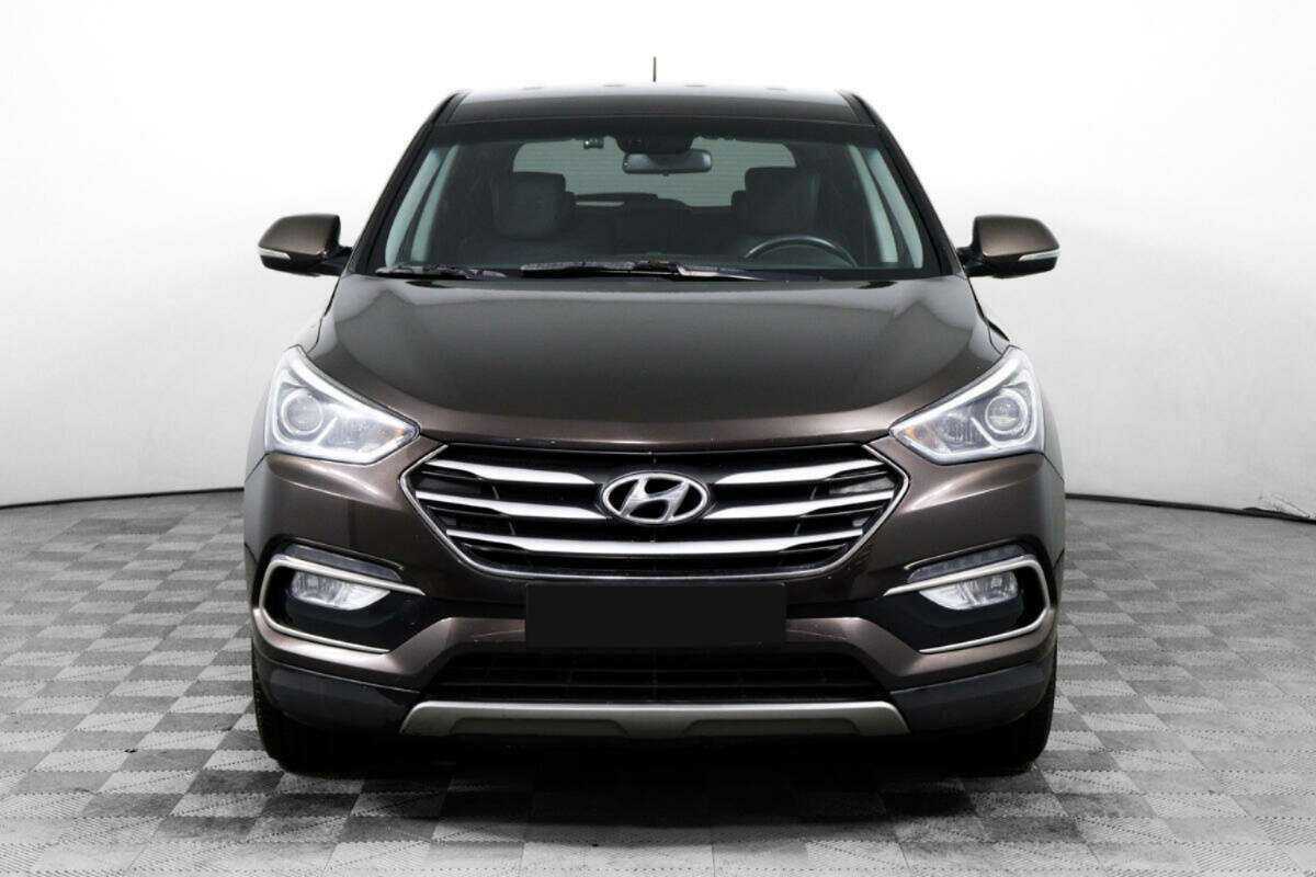 Hyundai Santa Fe с пробегом — 2016 год. Фото: #1