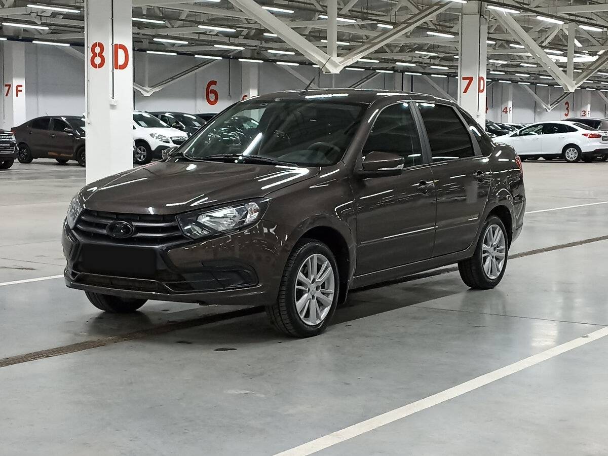 Lada (ВАЗ) Granta с пробегом — 2022 год. Посмотреть фото