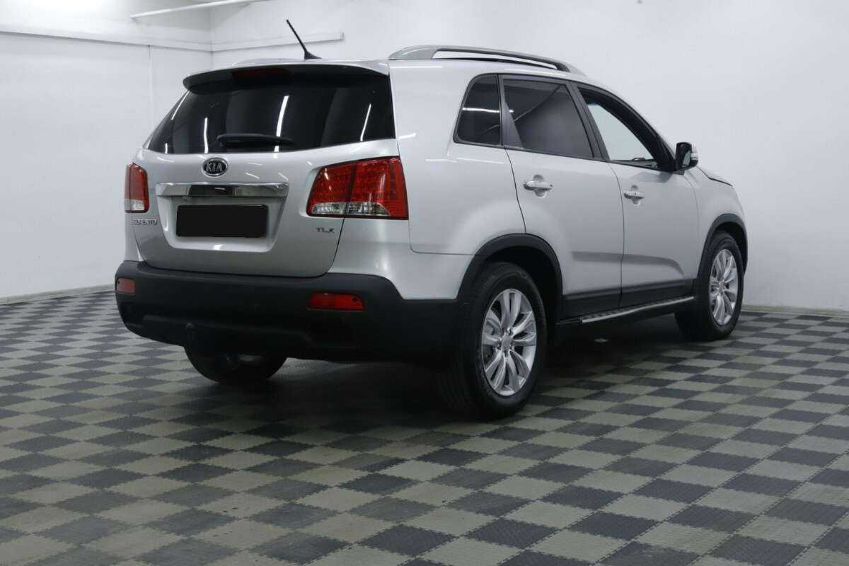 Kia Sorento с пробегом — 2012 год. Фото: #3