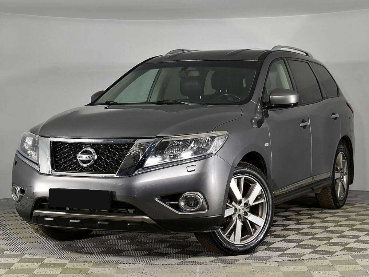 Nissan Pathfinder с пробегом — 2015 год. Посмотреть фото
