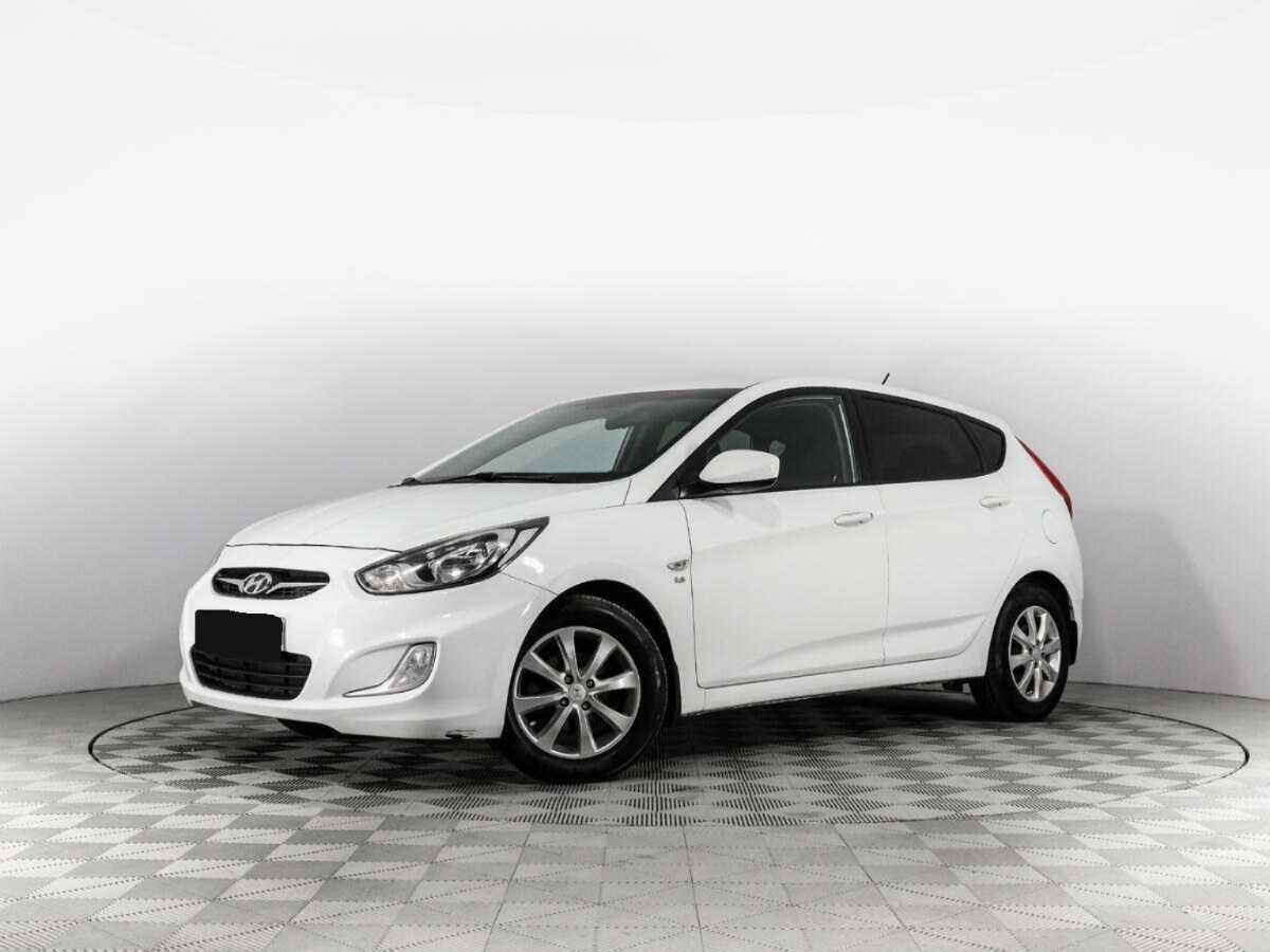 Hyundai Solaris с пробегом — 2014 год. Фото: #0