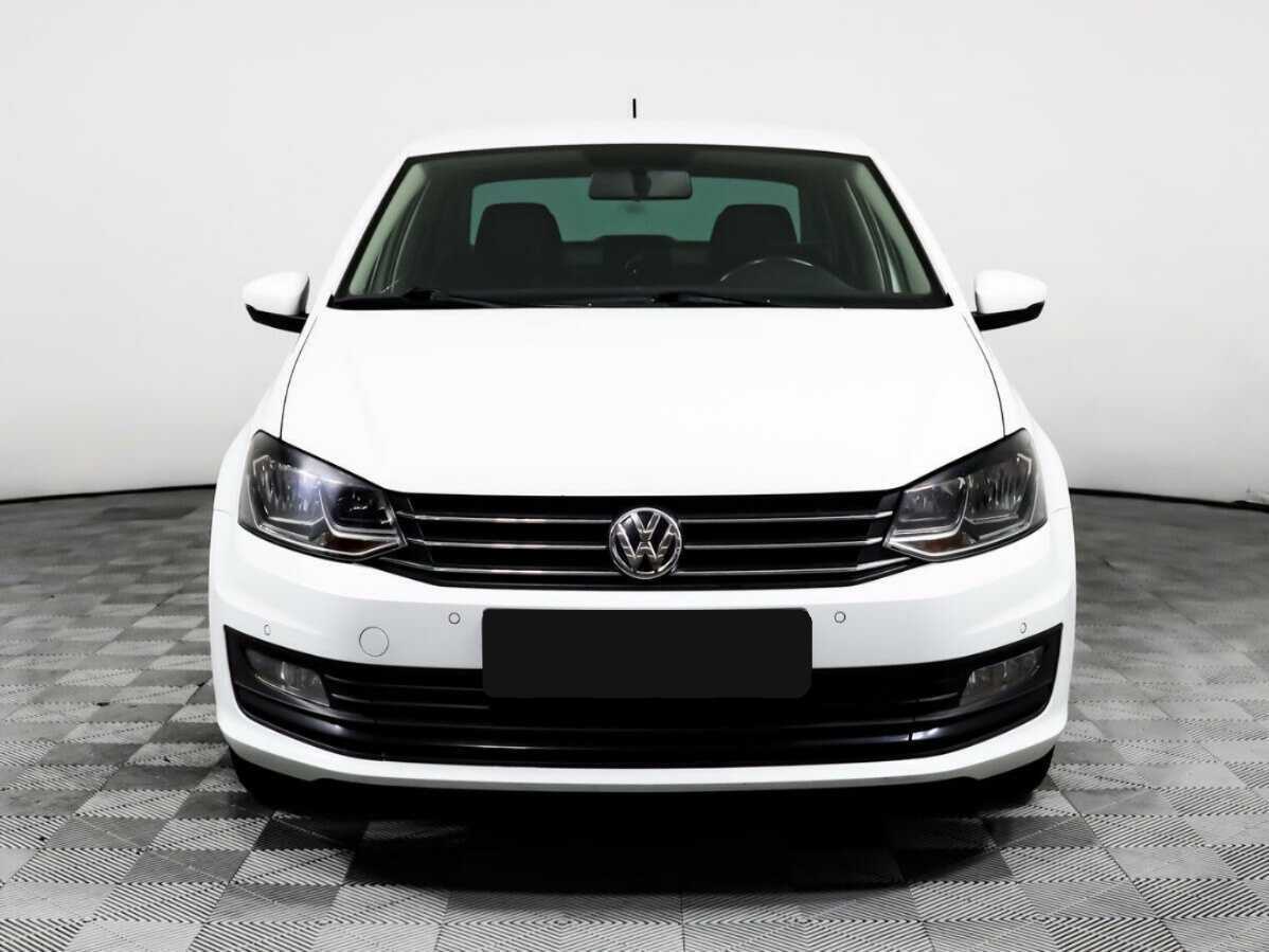 Volkswagen Polo с пробегом — 2019 год. Фото: #1