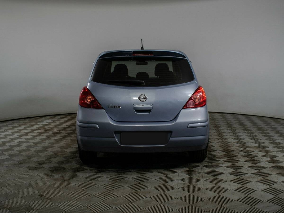 Nissan Tiida с пробегом — 2013 год. Фото: #5