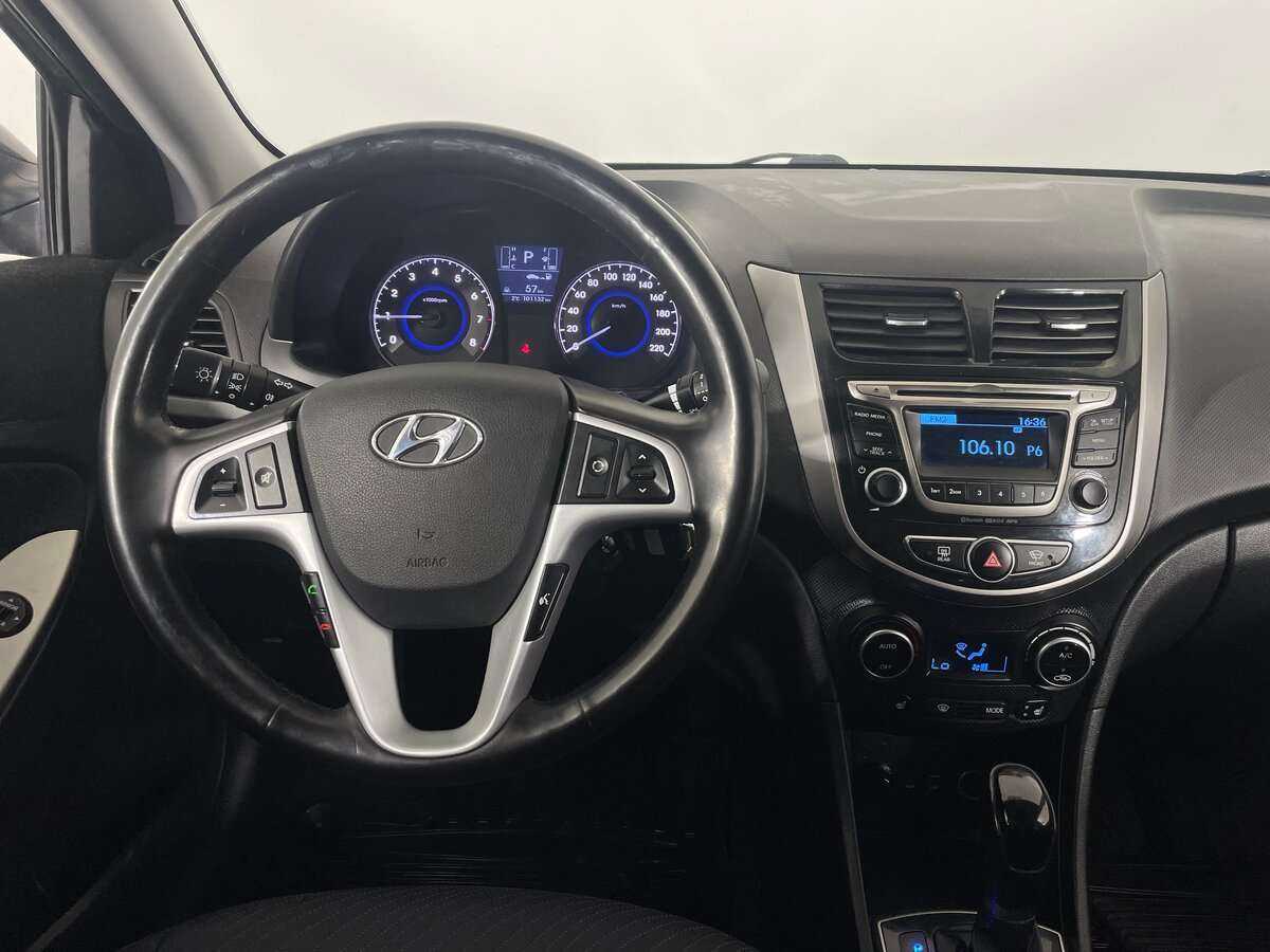 Hyundai Solaris с пробегом — 2016 год. Фото: #9
