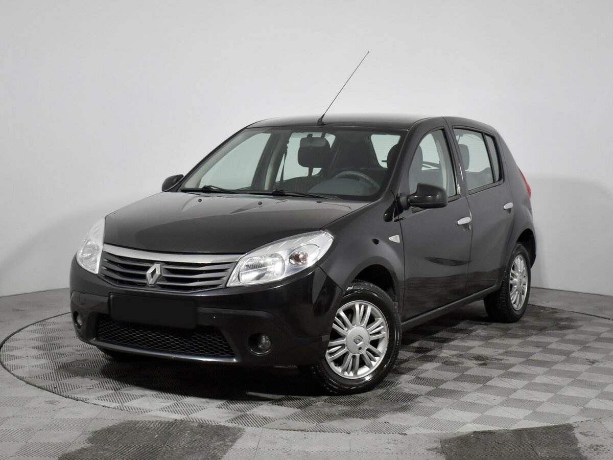 Renault Sandero с пробегом — 2014 год. Фото: #0