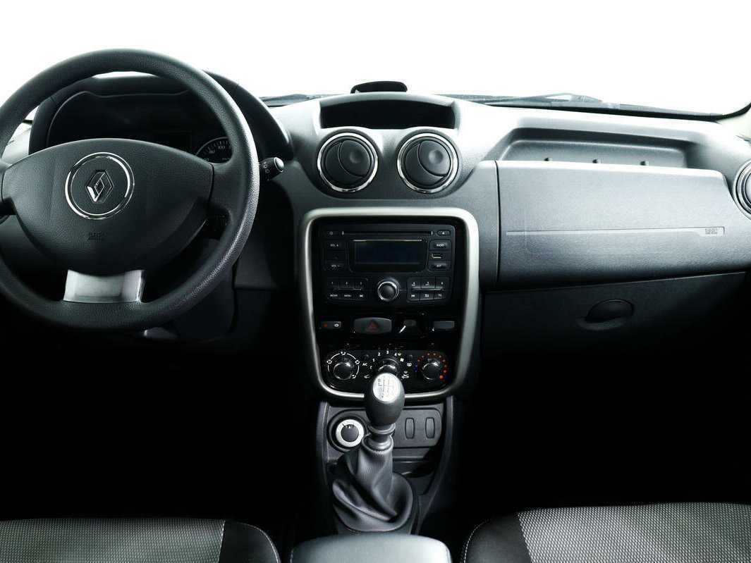 Renault Duster с пробегом — 2014 год. Фото: #10