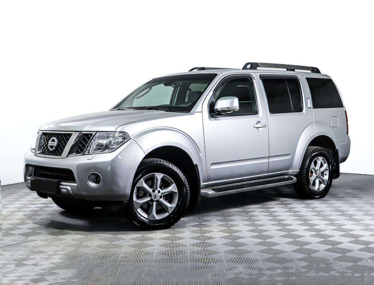 Nissan Pathfinder с пробегом — 2012 год. Фото: #0