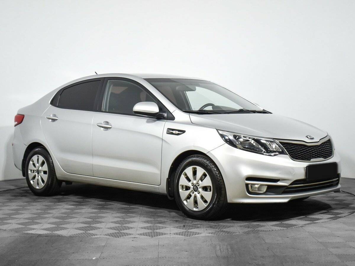 Kia Rio с пробегом — 2016 год. Фото: #2