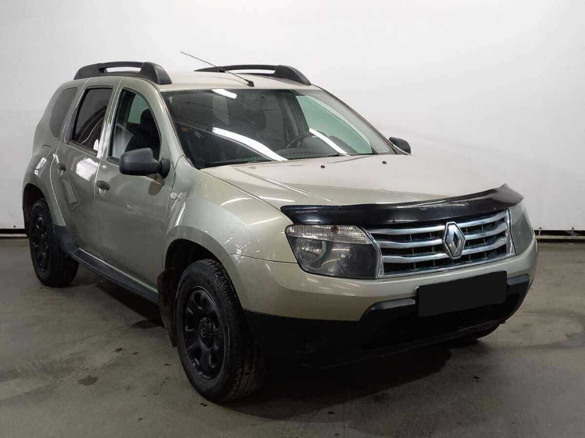 Renault Duster с пробегом — 2014 год. Фото: #2