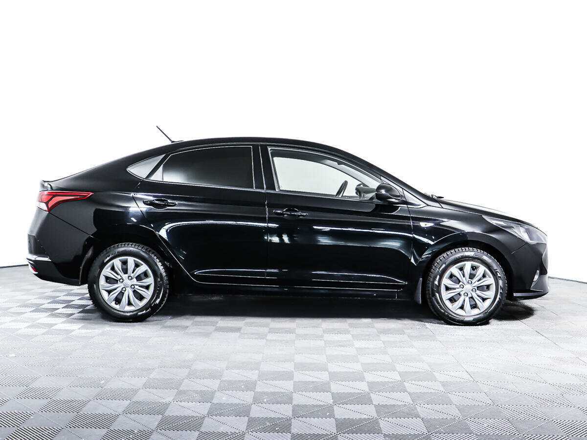 Hyundai Solaris с пробегом — 2020 год. Фото: #3