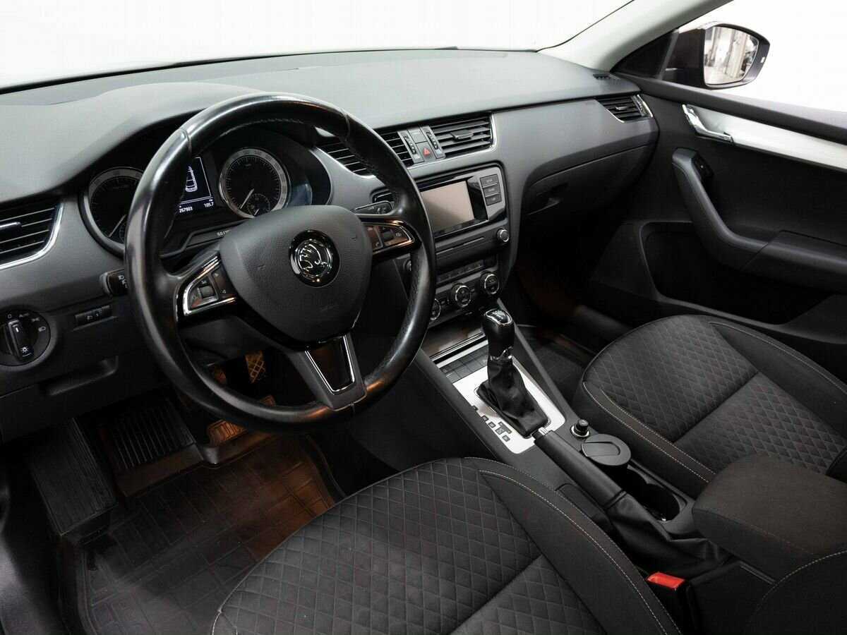 Skoda Octavia с пробегом — 2016 год. Фото: #8