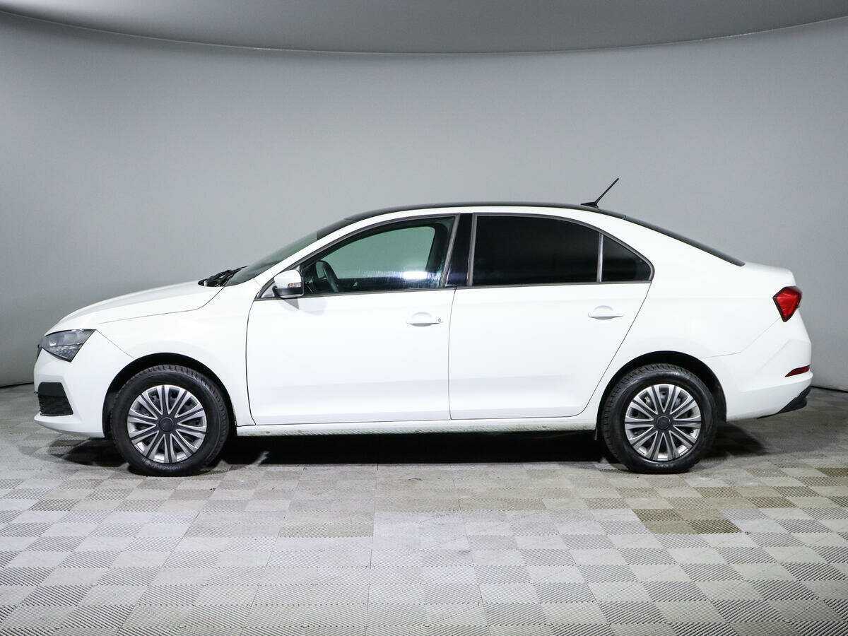 Skoda Rapid с пробегом — 2021 год. Фото: #7