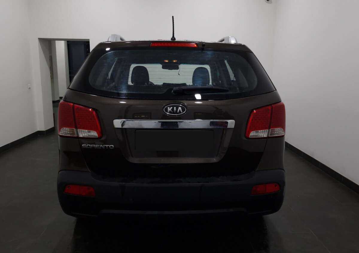 Kia Sorento с пробегом — 2012 год. Фото: #2