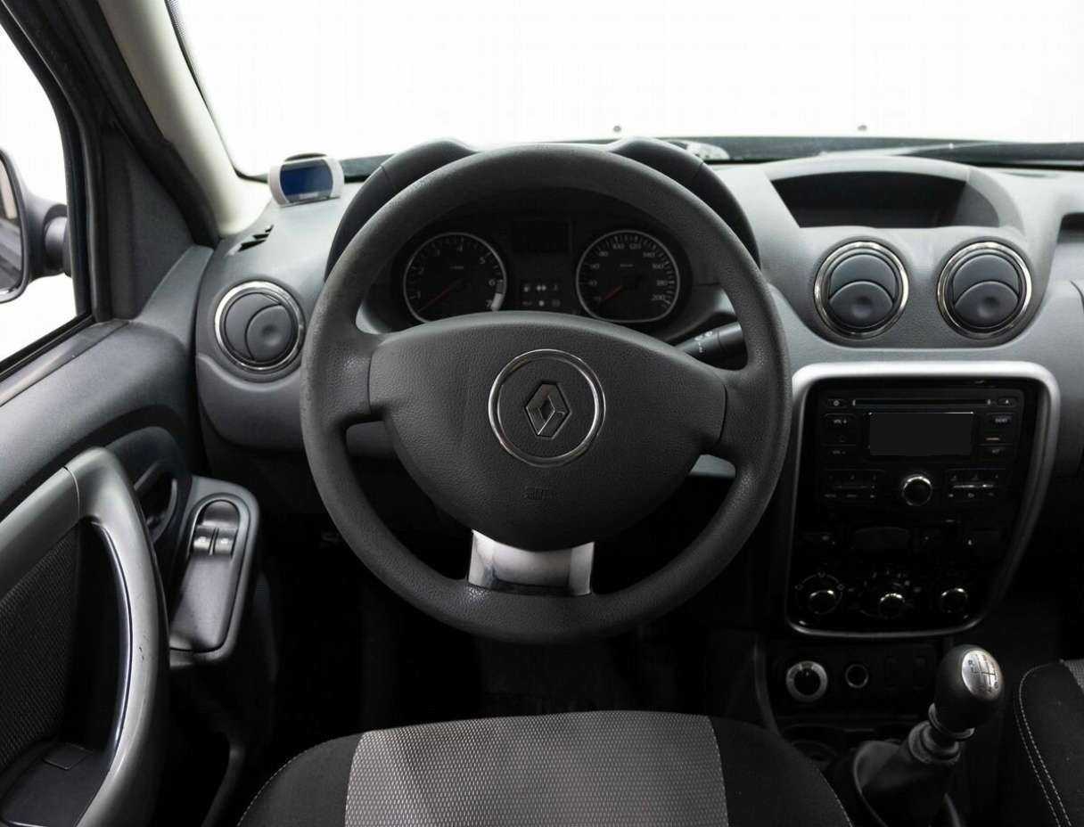 Renault Duster с пробегом — 2013 год. Фото: #14